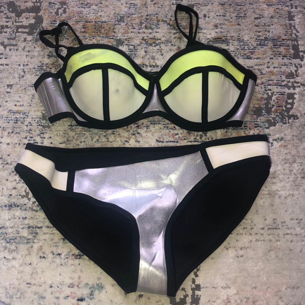 Triangle bathing suit